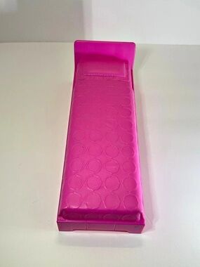 2018 BARBIE Pink Molded Bed 13” Replacement for Dream House
